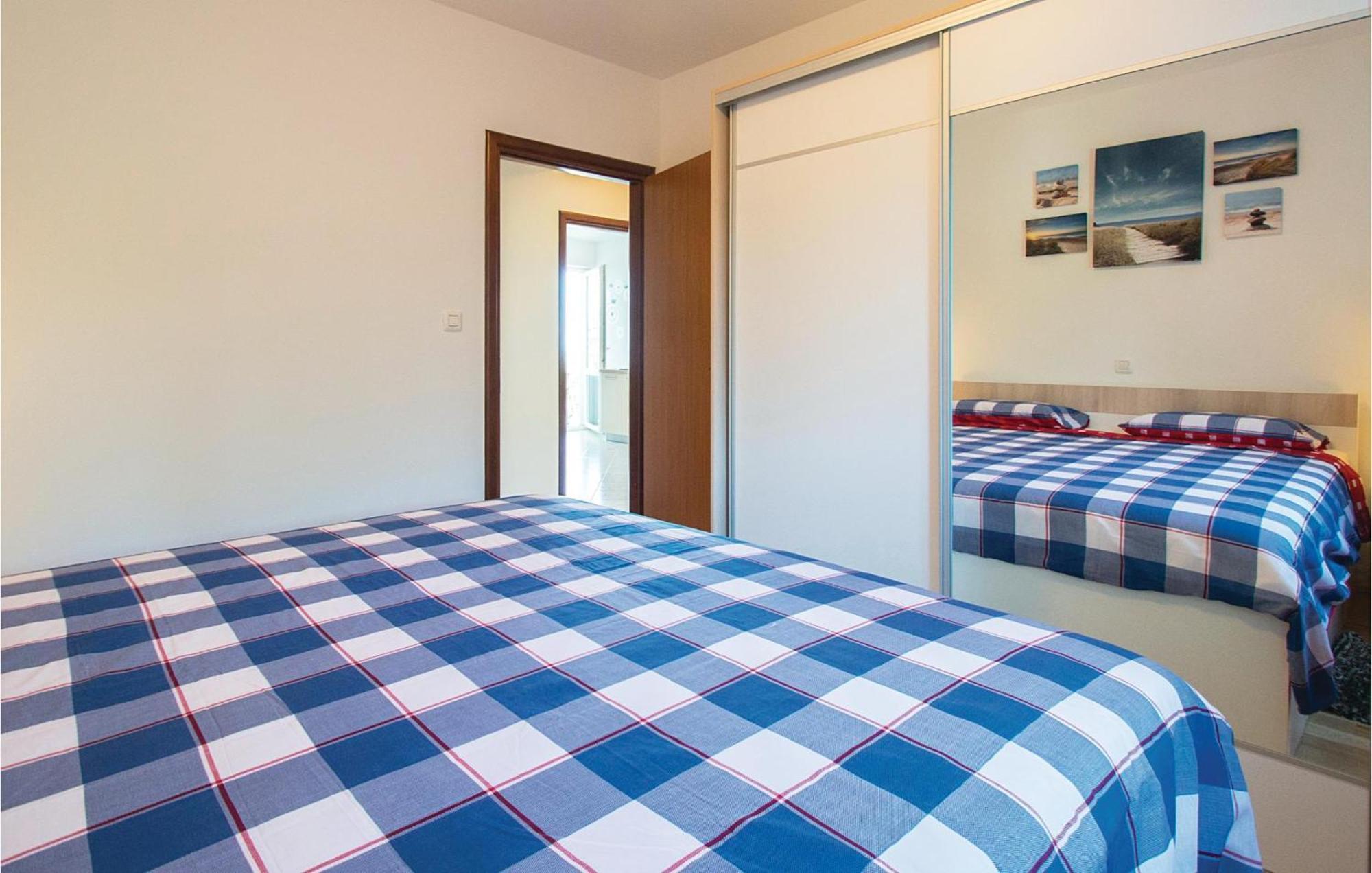 Amazing Apartment In Labin With House Sea View Екстер'єр фото